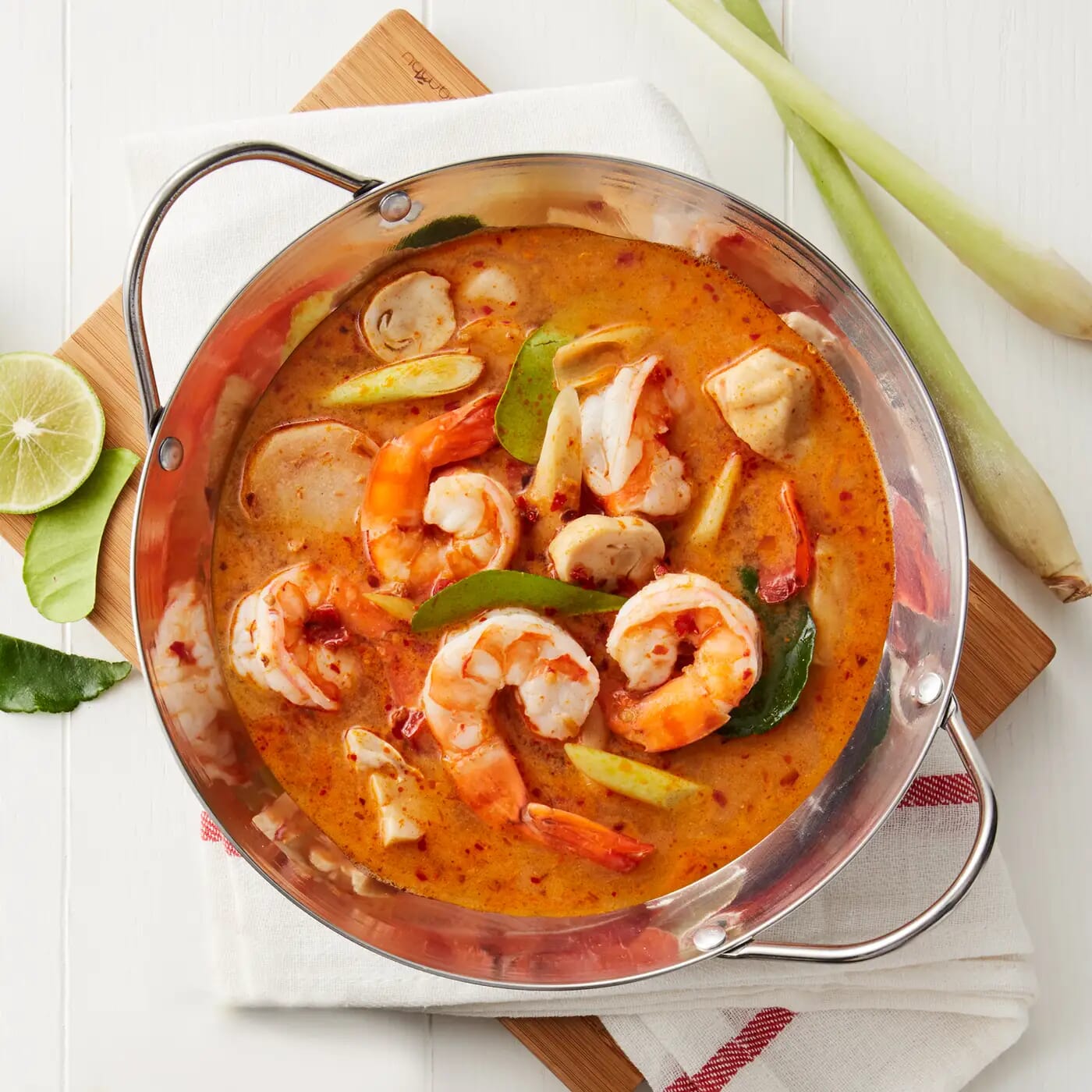 Hot & Spicy Seafood Soup with Lemongrass